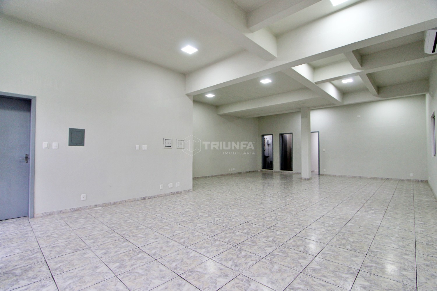 Sala comercial, para alugar, 180 m², Centro - Farroupilha — foto 3