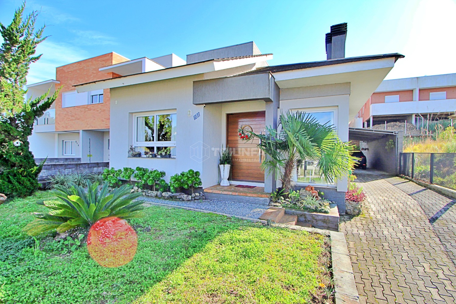 Casa à Venda no bairro Belvedere