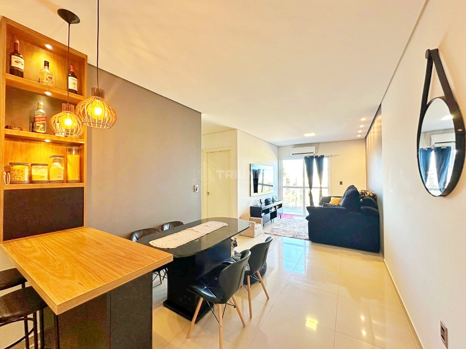 Apartamento Semi-Mobiliado à Venda | Bairro América