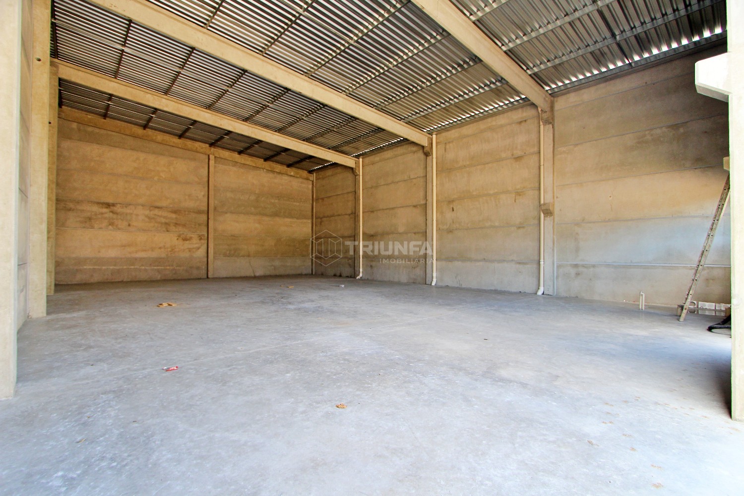 Galpão, para alugar, 254 m², Belvedere - Farroupilha — foto 2