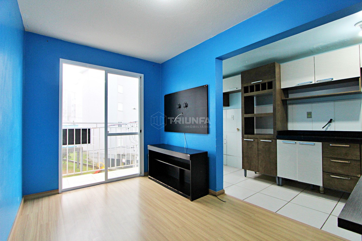 Apartamento semimobiliado no Residencial Alvorada II, localizado no bairro Alvorada!