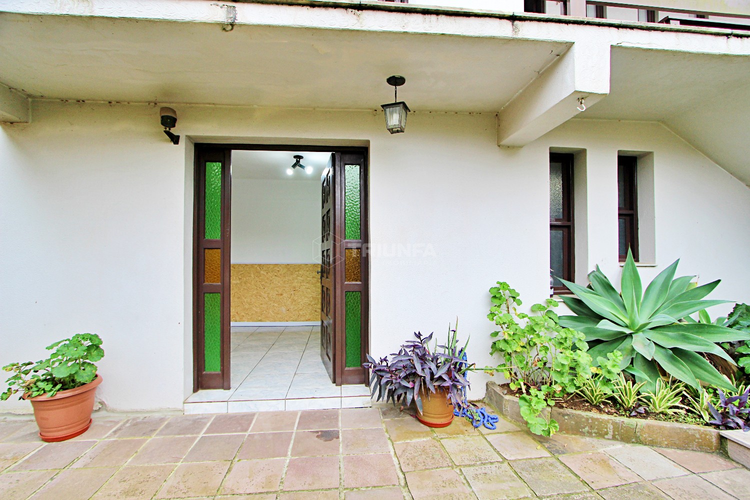 Casa na parte inferior – Bairro Medianeira