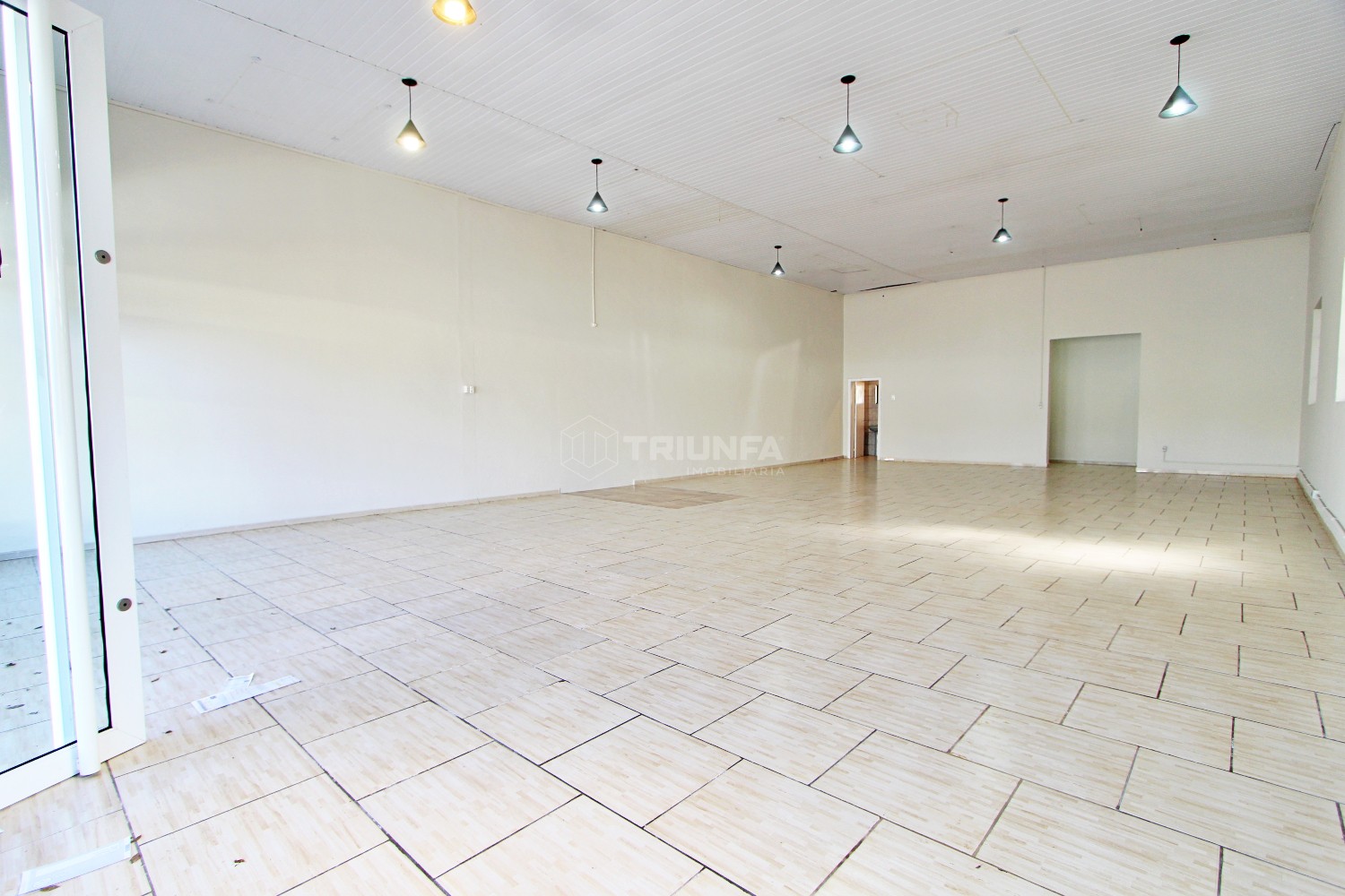 Sala comercial, para alugar, 147 m², Do Parque - Farroupilha — foto 2