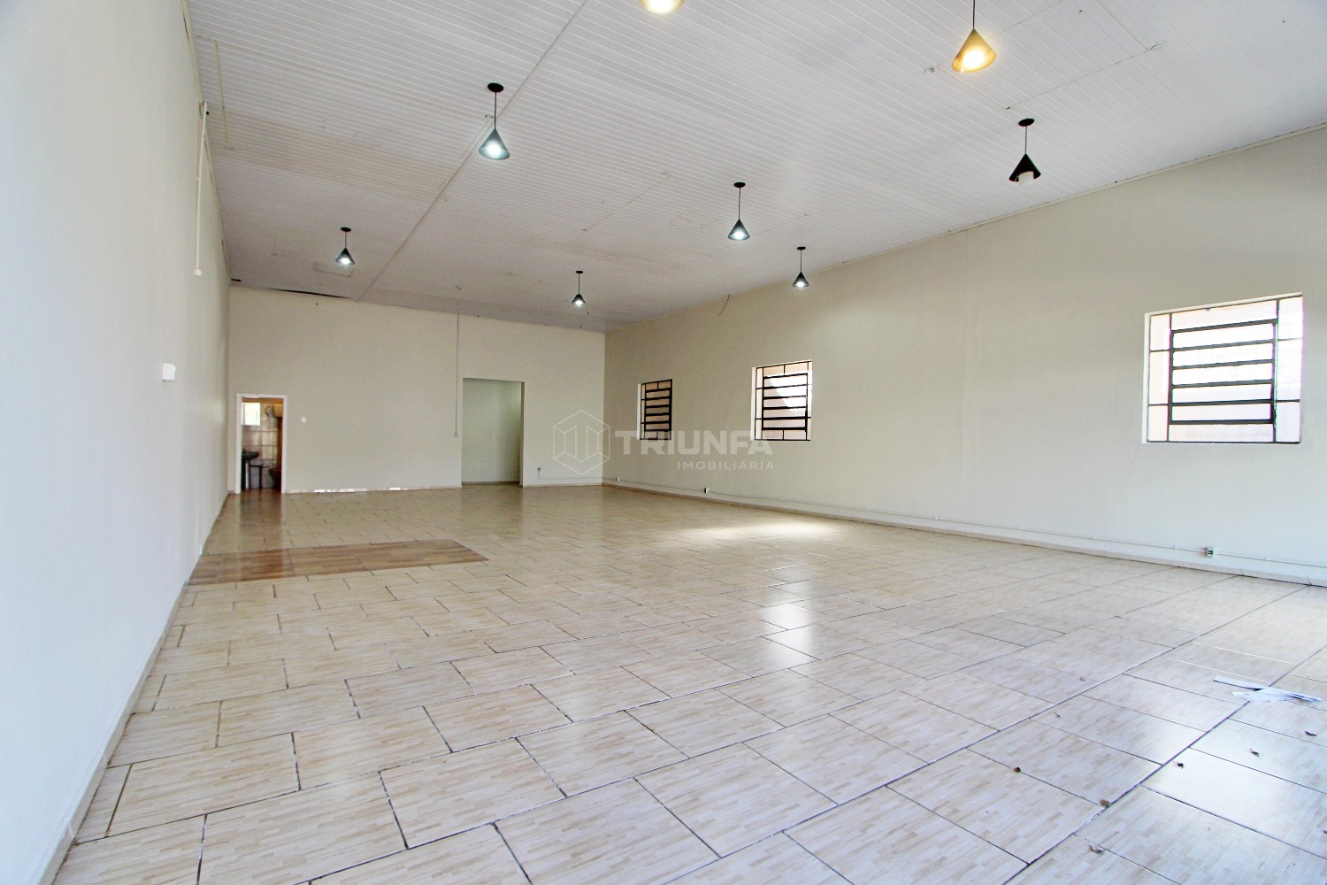 Sala comercial, para alugar, 147 m², Do Parque - Farroupilha — foto 3