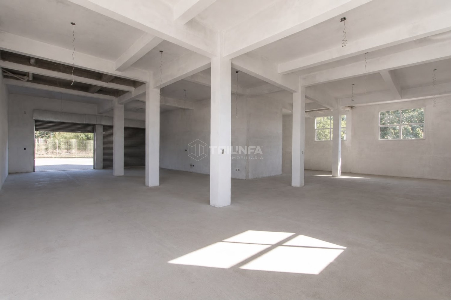 Sala comercial, para alugar, 220 m², América - Farroupilha — foto 2