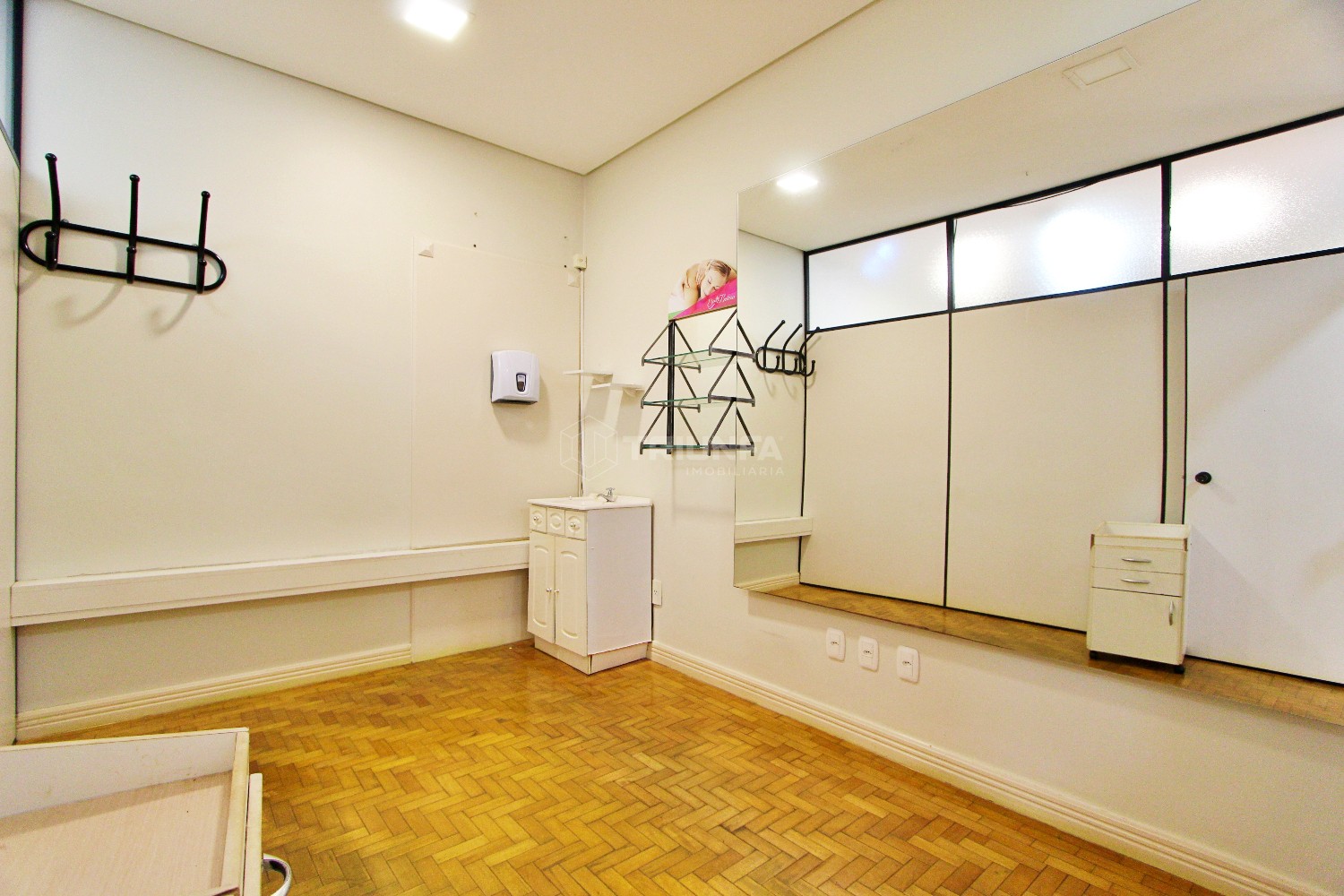 Sala comercial, para alugar, 93 m², Centro - Farroupilha — foto 5
