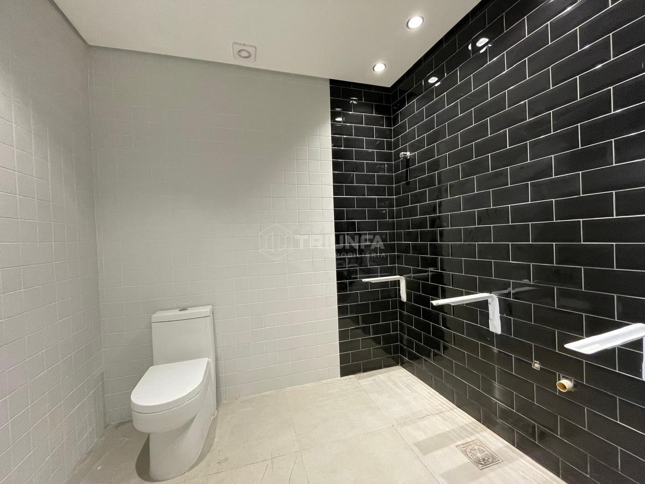 Comercial, para alugar, 184 m², Do Parque - Farroupilha — foto 2