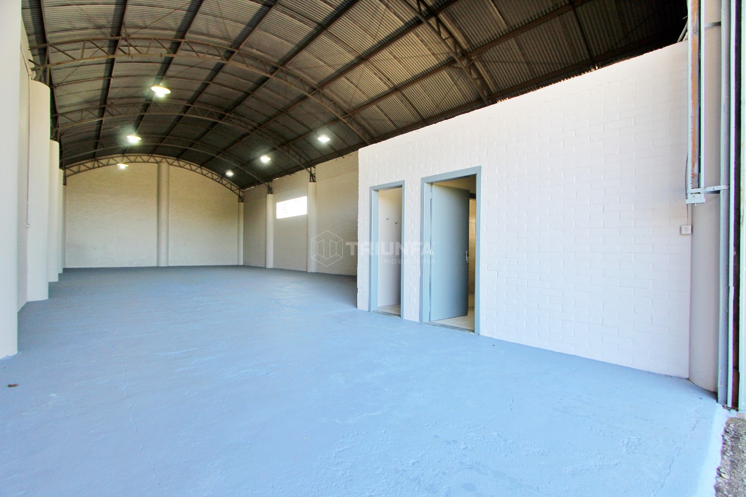 Galpão, para alugar, 300 m², Nova Milano - Farroupilha — foto 3