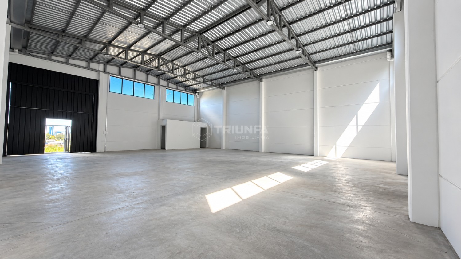 Galpão, para alugar, 234 m², Pio X - Farroupilha — foto 2