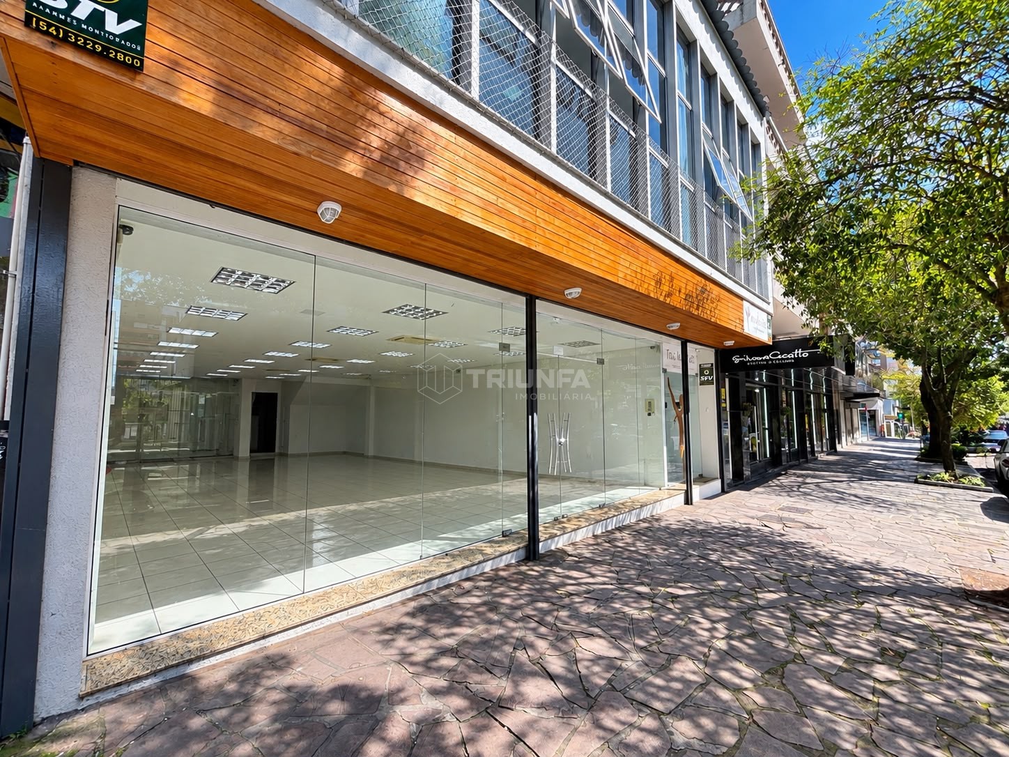 Sala comercial, para alugar, 160 m², Centro - Caxias do Sul — foto 2