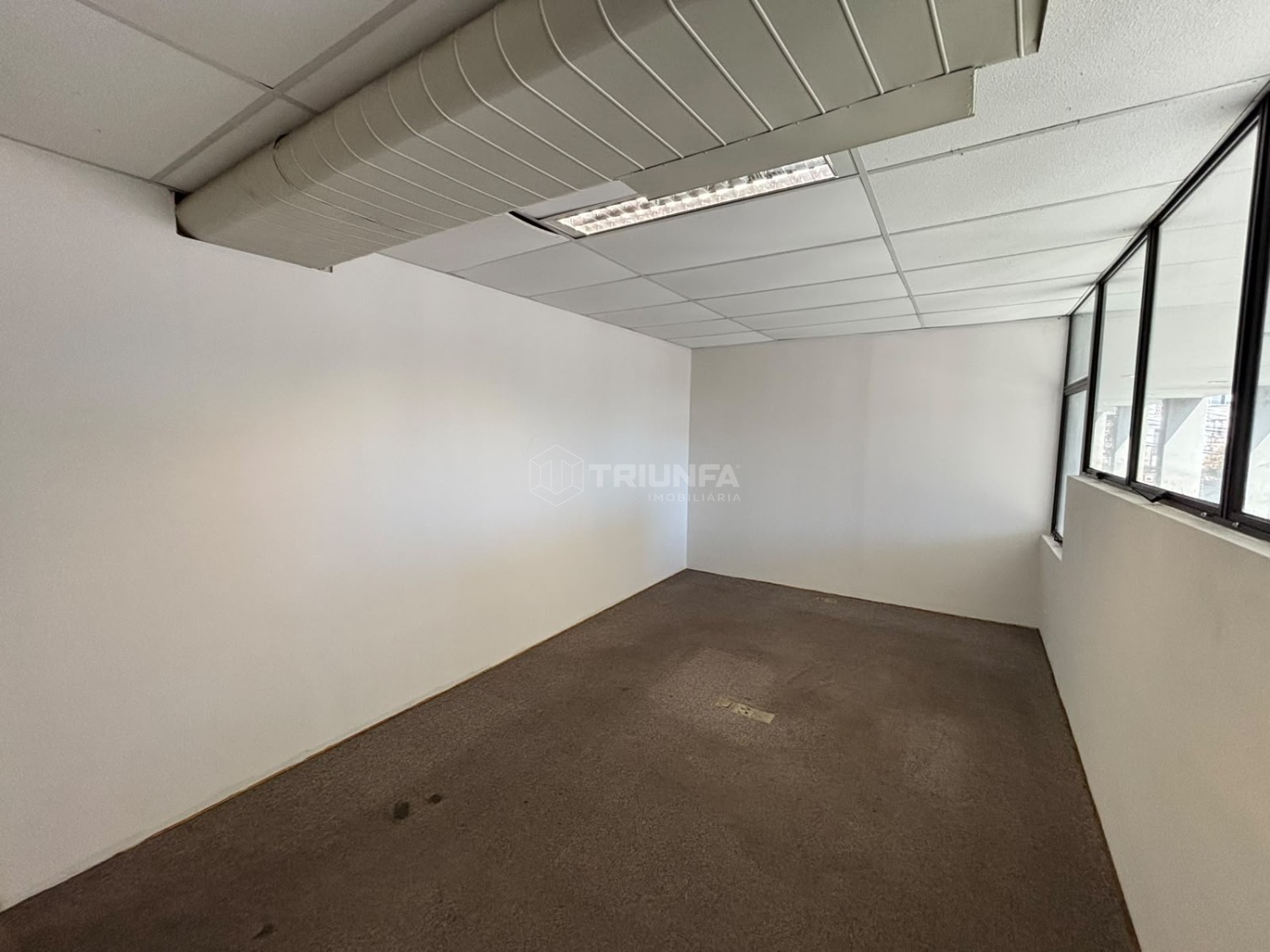 Comercial, para alugar, 562 m², São Pelegrino - Caxias do Sul — foto 4
