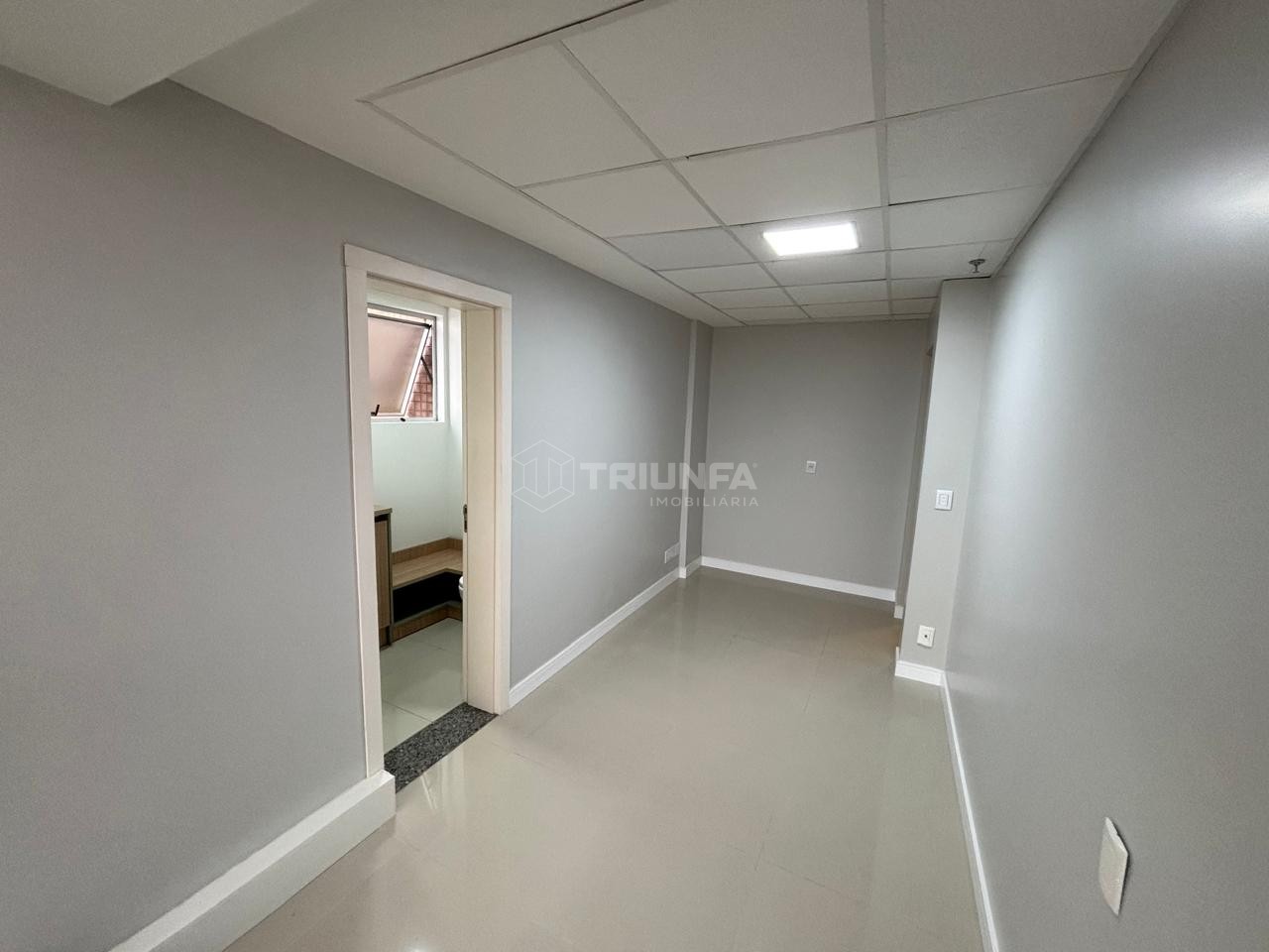 Sala comercial, para alugar, 60 m², Centro - Caxias do Sul — foto 2