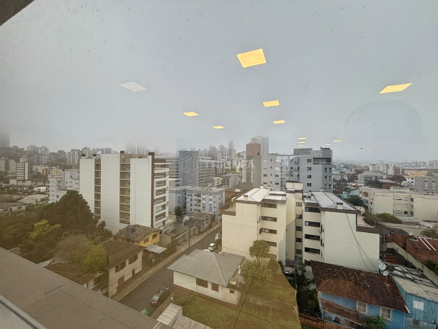 Sala comercial, para alugar, 170 m², Pio X - Caxias do Sul — foto 2