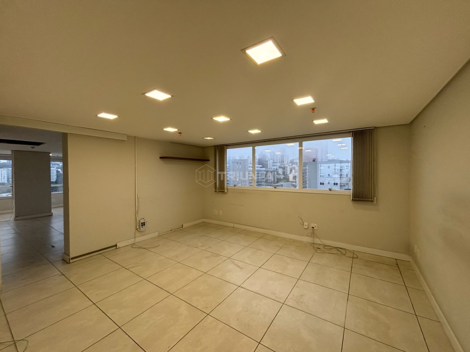 Sala comercial, para alugar, 170 m², Pio X - Caxias do Sul — foto 5