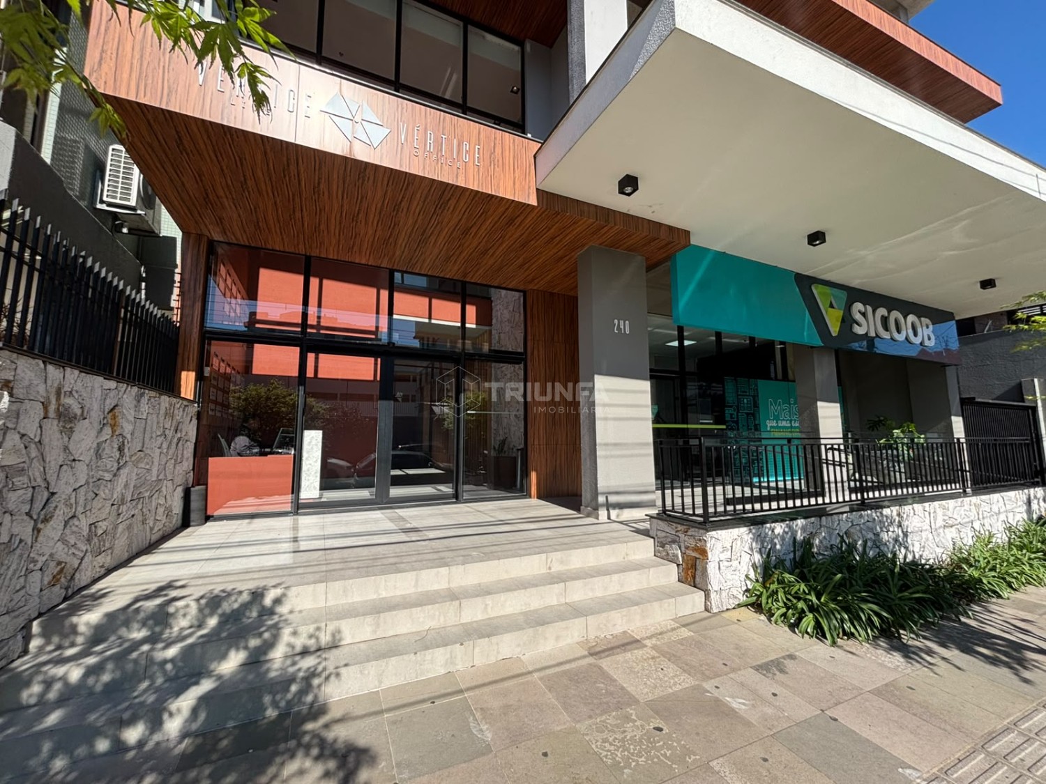 Sala comercial, para alugar, 150 m², Centro - Farroupilha — foto 2