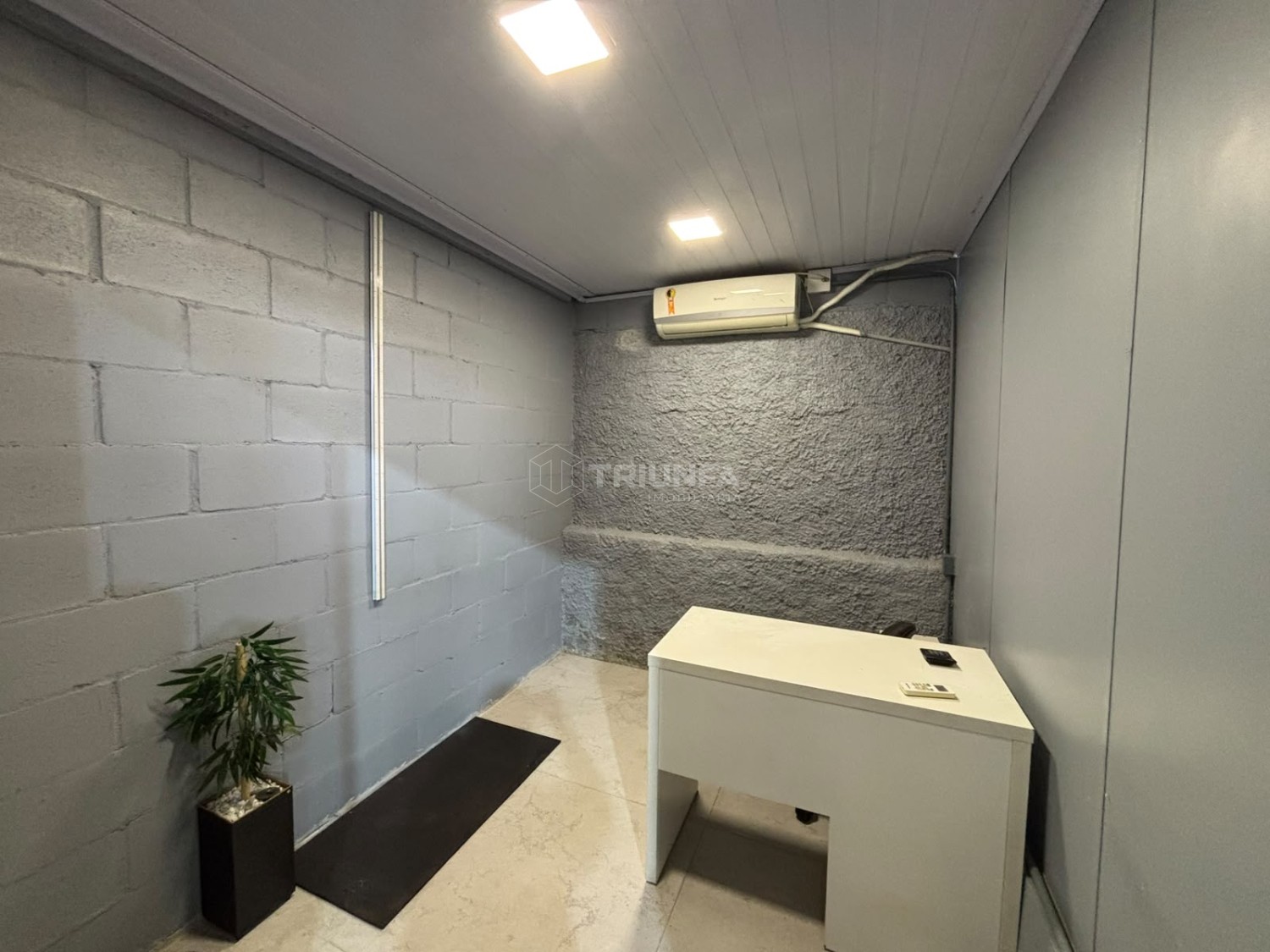 Galpão, para alugar, 570 m², Desvio Rizzo - Caxias do Sul — foto 2