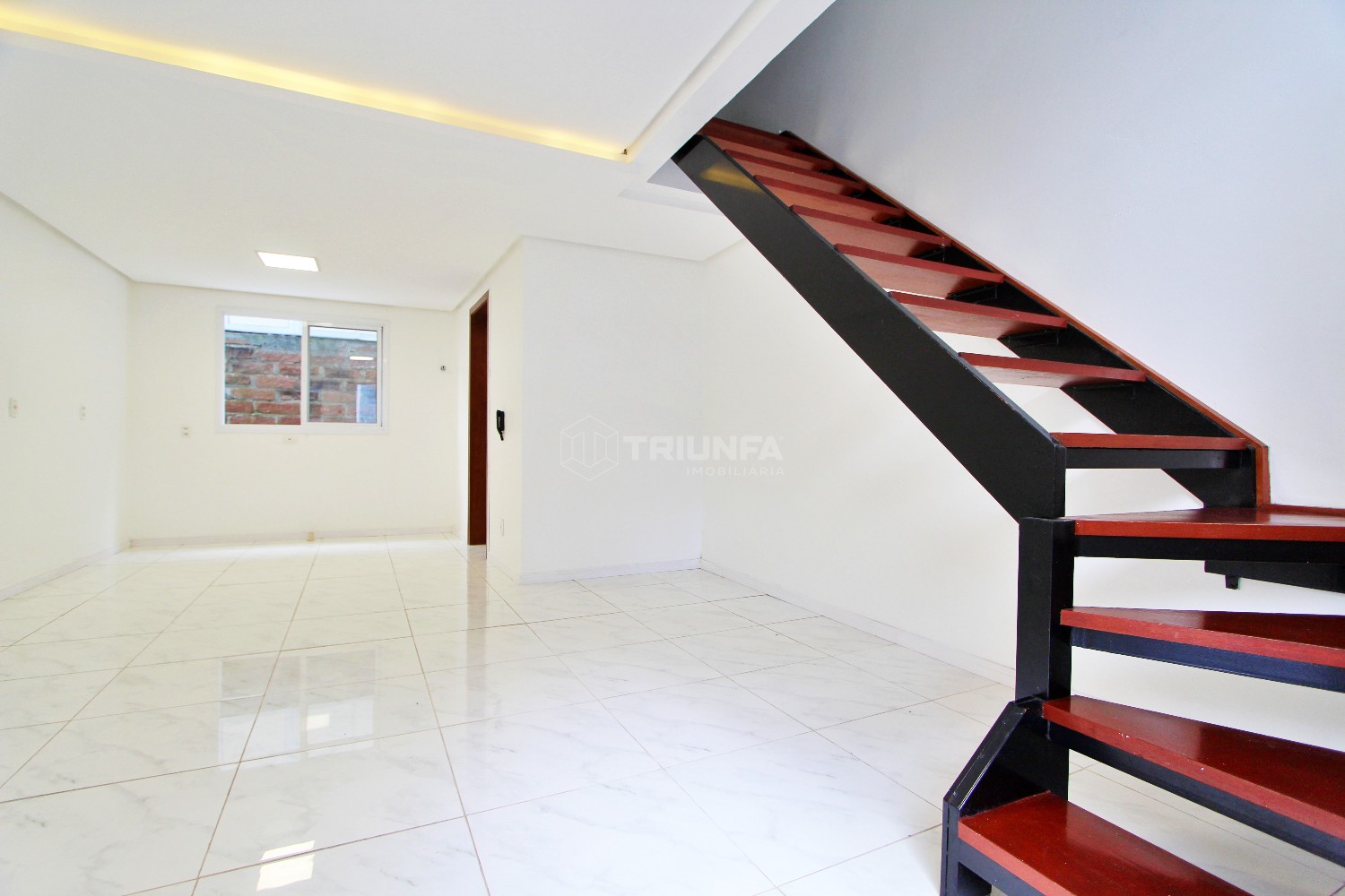 Sobrado, 2 quartos, para alugar, Bela Vista - Farroupilha — foto 2