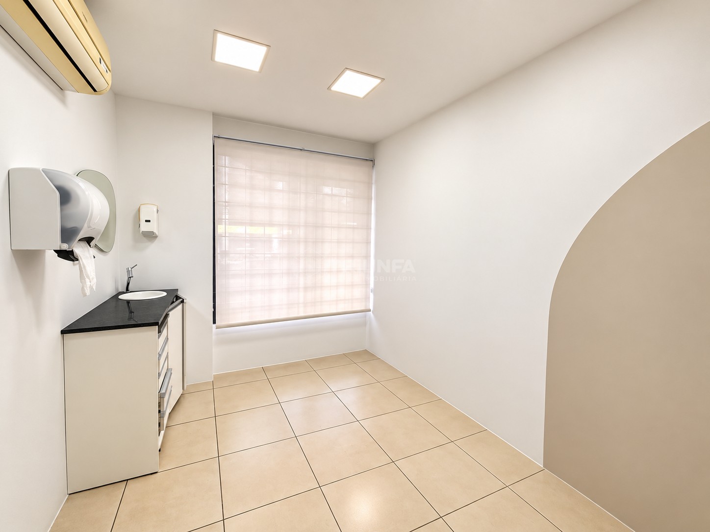 Sala comercial, para alugar, 450 m², São Pelegrino - Caxias do Sul — foto 5