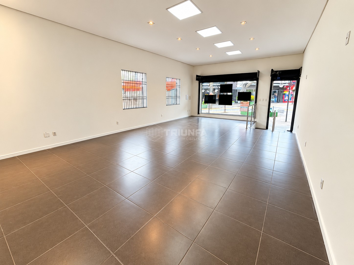 Sala comercial, para alugar, 97 m², Centro - Farroupilha — foto 3