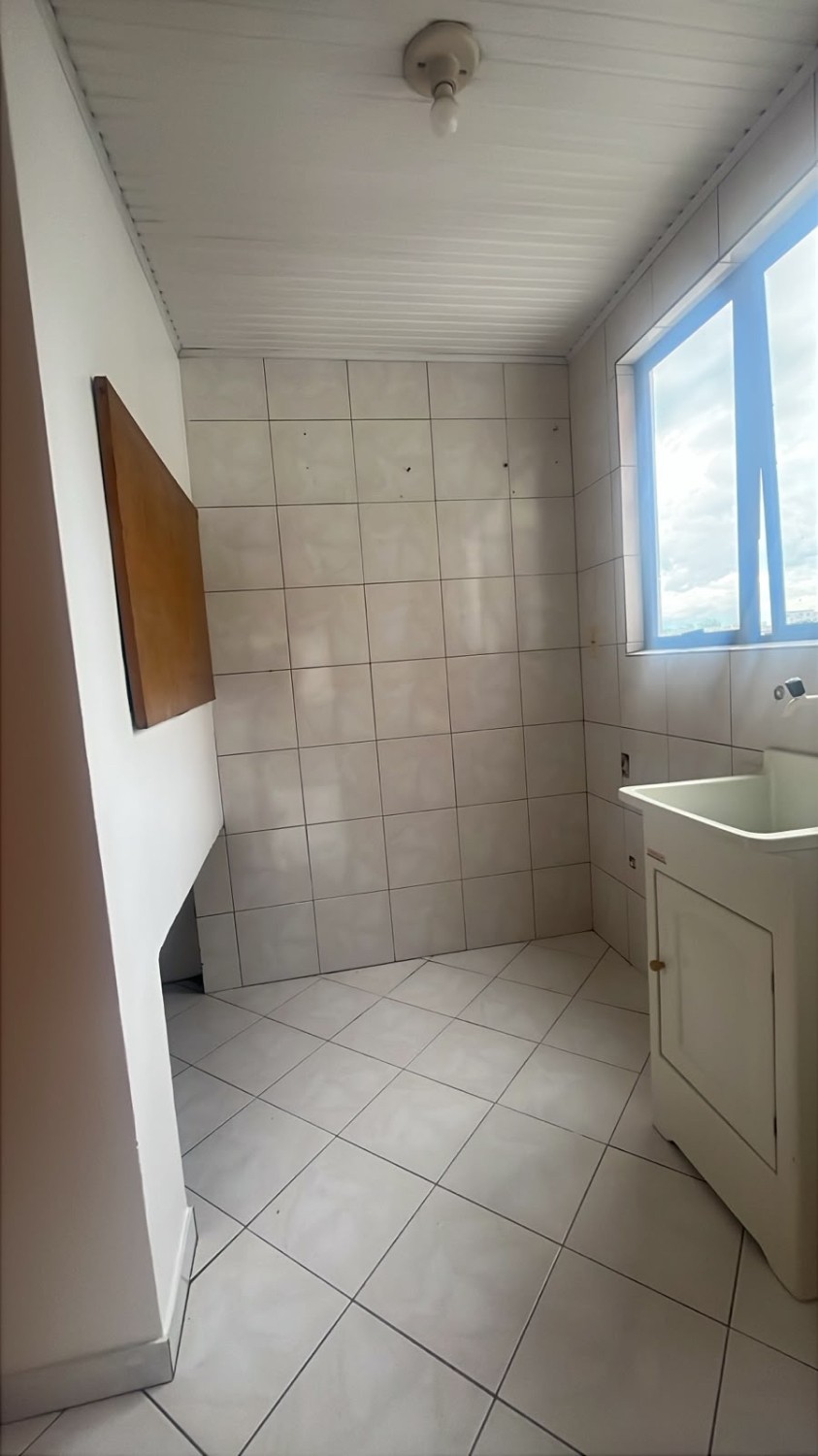 thumbnail--6a8318963b190.webp