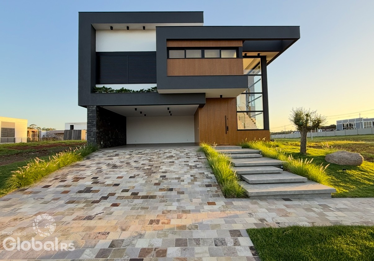 Casa em condomínio 3 dormitórios