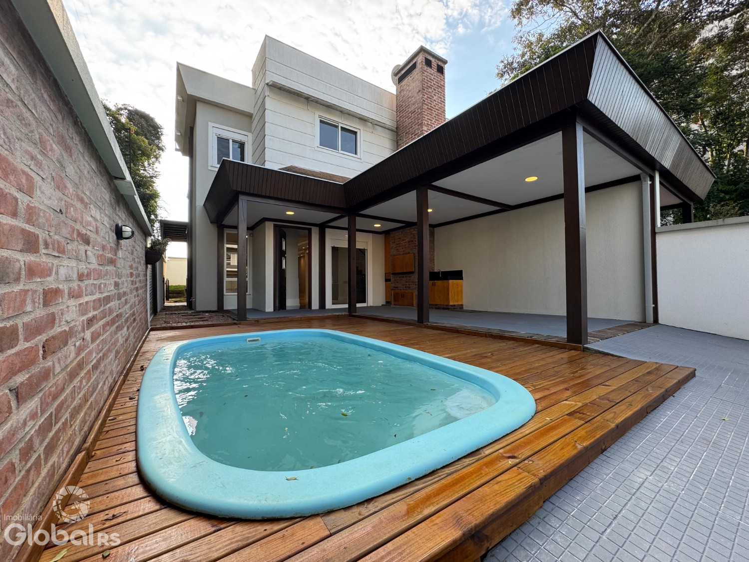 Casa 3 dormitórios