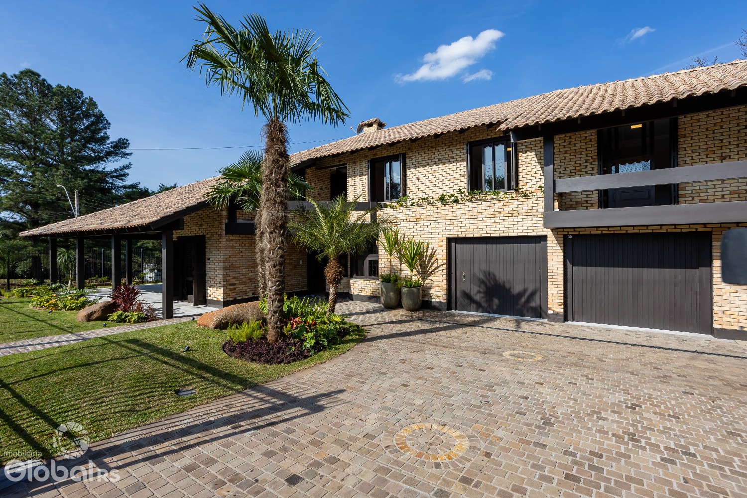 Casa 4 dormitórios