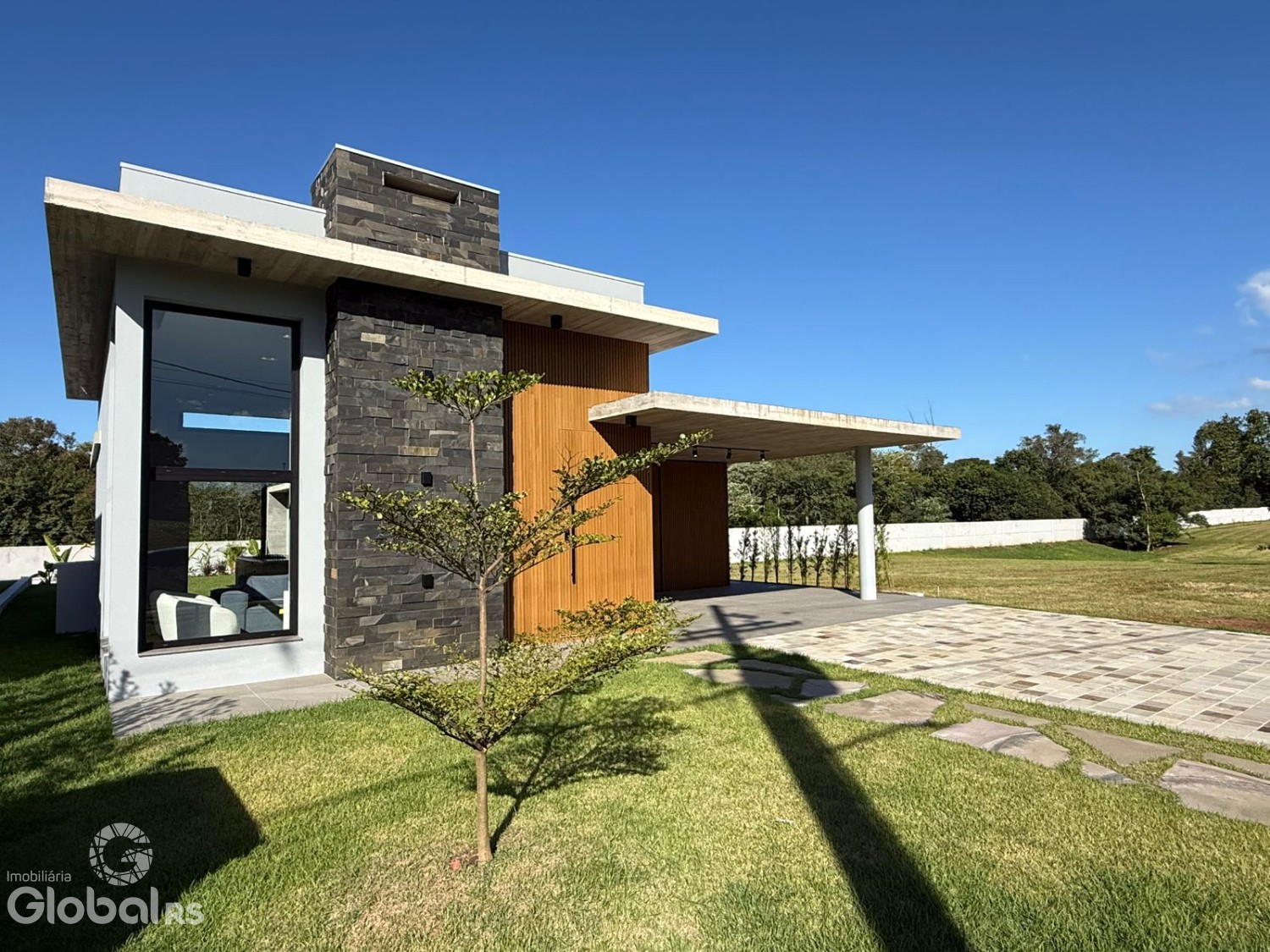 Casa em condomínio 3 dormitórios