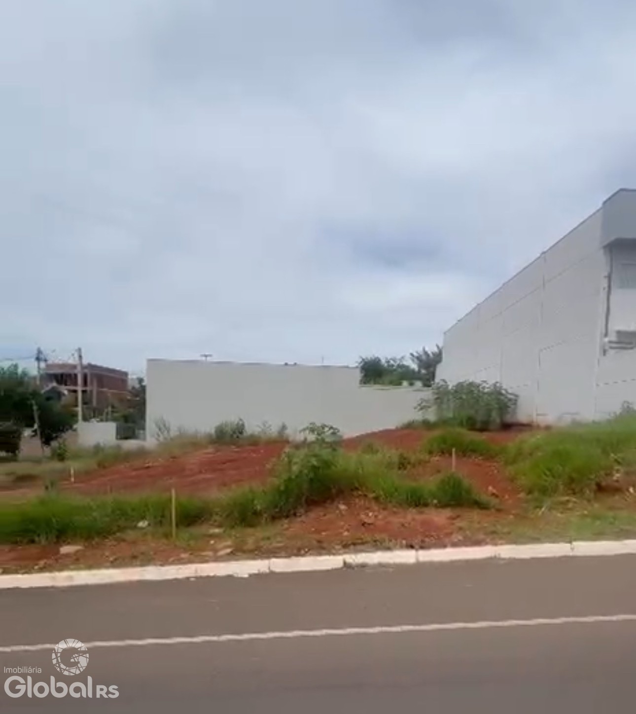 Terreno comercial