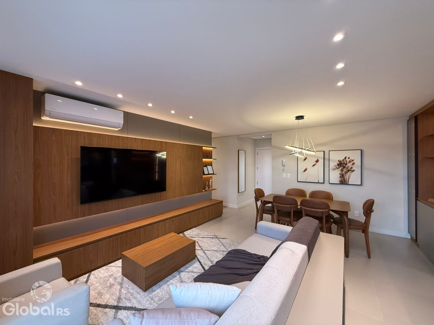 Apartamento 3 dormitórios