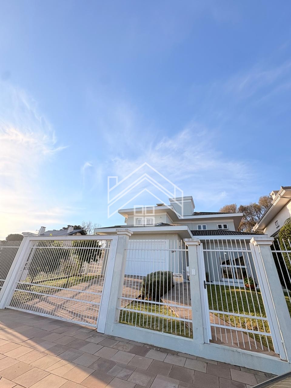 thumbnail--6ab6bb43701e4.webp