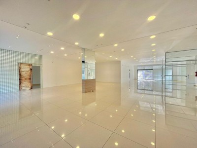 thumbnail--6807a37387ff3.webp