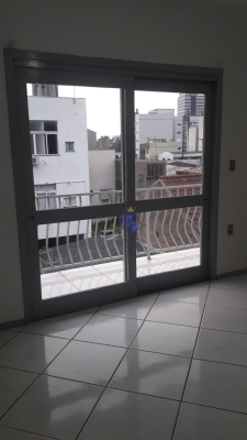 16627548235812-655cf7011caa5.wepb