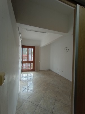 thumbnail--6852bd8234972.webp