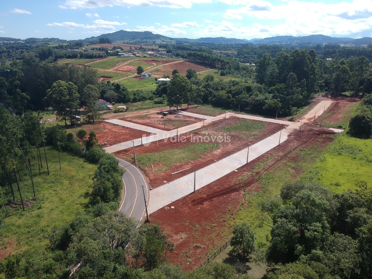 thumbnail-dji-1948-67b33aa5f0e6e.webp
