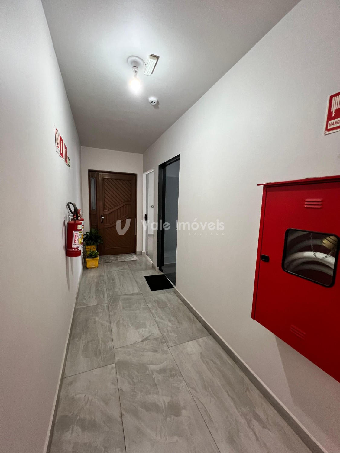 thumbnail--68a372eb5459c.webp