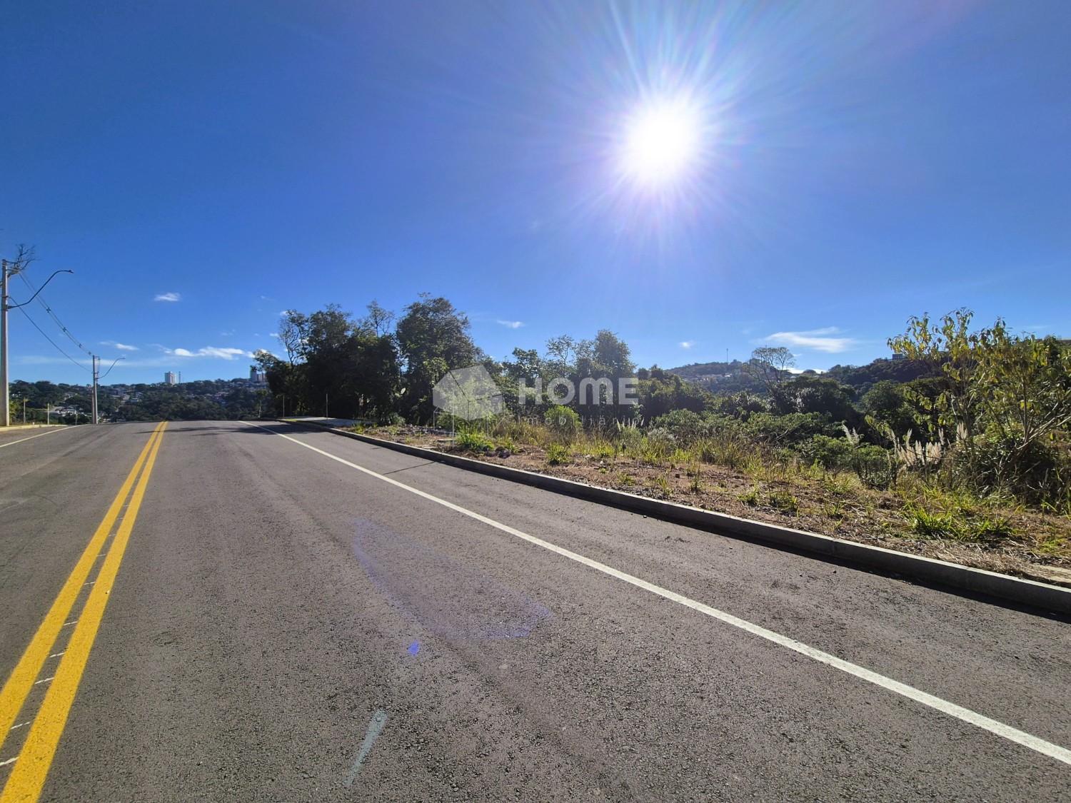thumbnail--6a29c8cf16978.webp