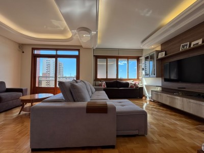 thumbnail--6aac2bd2b7473.webp